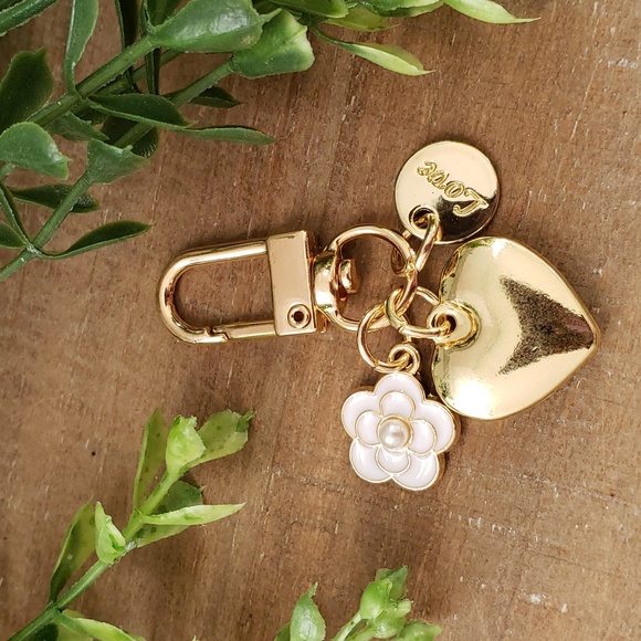 Bags New Heart And Flower Bag Charm Keychain Poshmark